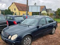 Gebraucht Mercedes E220 150 PS (110 kW) 2004 Blau Limousine