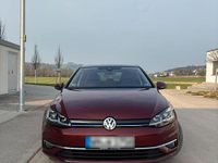 Gebraucht VW Golf VII Highline 131 PS (96 kW) 2019 Rot Kleinwagen