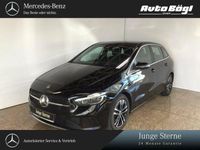 Gebraucht Mercedes 200 150 PS (110 kW) 2023 Unilack nachtschwarz Limousine