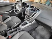 Gebraucht Ford Focus Trend 116 PS (85 kW) 2012 Grau Kombi