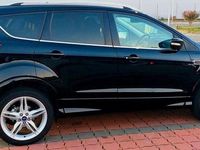 Gebraucht Ford Kuga Individual 179 PS (131 kW) 2016 Schwarz SUV