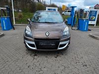 Gebraucht Renault Scénic III Dynamique 131 PS (96 kW) 2011 Braun Van / Kleinbus