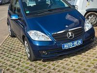 Gebraucht Mercedes A160 82 PS (60 kW) 2011 Blau Van / Kleinbus
