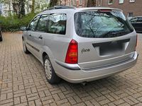 Gebraucht Ford Focus 90 PS (66 kW) 2004 Kombi