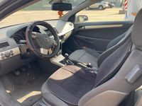 Gebraucht Opel Astra GTC 116 PS (85 kW) 2007 Grau Coupé