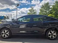 Używany Dacia Logan 91 KM (66 kW) 2024 Czarny Sedan/Limuzyna