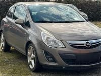 Gebraucht Opel Corsa Selection 95 PS (69 kW) 2012 Gelb Kleinwagen