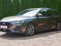 Gebraucht Ford Focus ST-Line 155 PS (114 kW) 2024 Grau Kombi