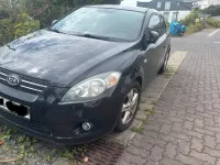 Gebraucht Kia ProCeed 90 PS (66 kW) 2010 Schwarz Kleinwagen