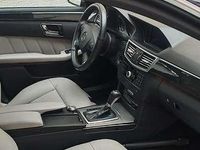 Gebraucht Mercedes E220 Avantgarde 170 PS (125 kW) 2009 Limousine