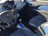 Gebraucht Renault Twingo 102 PS (75 kW) 2011 Blau Kleinwagen