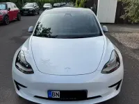 Gebraucht Tesla Model 3 Standard Range Plus 225 kW (306 PS) 2021 Weiß Limousine