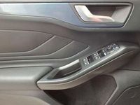 Gebraucht Ford Focus Active X 120 PS (88 kW) 2021 Polarsilber metallic Kombi