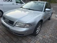 Usata Audi A4 101 CV (74 kW) 1997 Argento Berlina