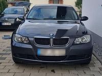 Gebraucht BMW 320 150 PS (110 kW) 2005 Grau Limousine