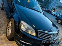 Gebraucht Mercedes 200 140 PS (102 kW) 2011 Schwarz Kombi