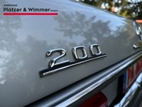 Gebraucht Mercedes 200 95 PS (69 kW) 1975 Silber Limousine