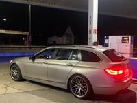 Gebraucht BMW 520 184 PS (135 kW) 2011 Silber Kombi