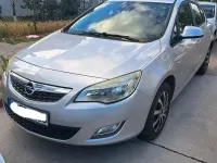 Gebraucht Opel Astra 101 PS (74 kW) 2010 Grau Kombi