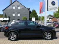 Gebraucht VW T-Roc R-line 150 PS (110 kW) 2022 Schwarz SUV