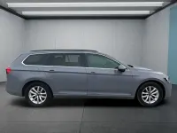 Gebraucht VW Passat 150 PS (110 kW) 2022 Grau Kombi