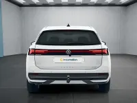 Gebraucht VW Passat 150 PS (110 kW) 2024 Weiß Kombi