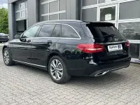 Gebraucht Mercedes C400 333 PS (244 kW) 2017 Schwarz  unilack Kombi