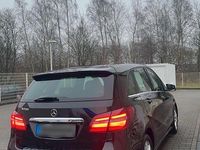 Gebraucht Mercedes B200 Urban 2015 Schwarz Van / Kleinbus