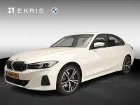 Gebraucht BMW 320e Sport Line 204 PS (150 kW) 2024 Weiß Limousine