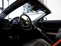 Neu Ferrari Roma 620 PS (456 kW) 2025 Schwarz Cabrio