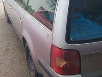 Gebraucht VW Passat 131 PS (96 kW) 2003 Silber Kombi