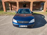 Używany Ford Mondeo 146 KM (107 kW) 2003 Niebieski Sedan/Limuzyna