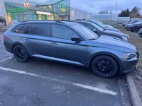 Gebraucht Skoda Superb SportLine 179 PS (131 kW) 2018 Grau Kombi
