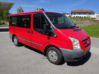 Używany Ford Transit Trend 116 KM (85 kW) 2011 Czerwony Kombi