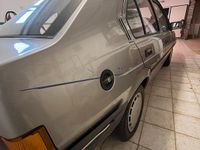 Gebraucht Volvo 340 69 PS (50 kW) 1989 Silber Limousine