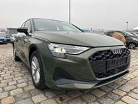 Neu Audi A3 150 PS (110 kW) 2025 Distriktgrün metallic Limousine