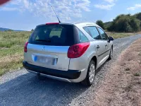 Gebraucht Peugeot 207 106 PS (77 kW) 2010 Silber Kombi