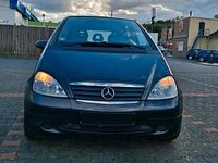 Gebraucht Mercedes A160 102 PS (75 kW) 1999 Blau Limousine