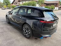 Gebraucht BMW iX Sport Line 239 kW (326 PS) 2024 Black sapphire metallic SUV