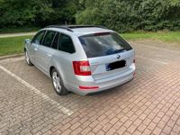 gebraucht Skoda Octavia 2.0 TDI 4x4 Style Combi Style