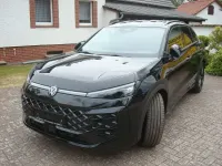 Neu VW T-Roc R-line 150 PS (110 kW) 2026 Grenadillschwarz metallic SUV