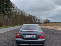 Gebraucht Mercedes E220 Elegance 170 PS (125 kW) 2006 Grau Limousine