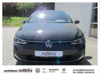 Gebraucht VW Golf VIII Move 131 PS (96 kW) 2024 Grau Limousine