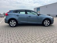 Gebraucht Volvo V40 Momentum 150 PS (110 kW) 2014 Grau Limousine