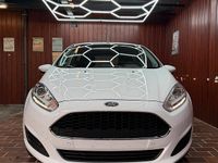 Gebraucht Ford Fiesta 75 PS (55 kW) 2016 Weiß Limousine