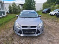 Gebraucht Ford Focus S 125 PS (91 kW) 2013 Micastonesilber metallic Kombi