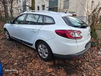 Gebraucht Renault Mégane 110 PS (80 kW) 2010 Weiß Limousine
