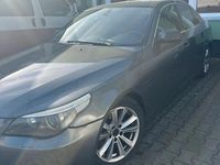 Gebraucht BMW 525 177 PS (130 kW) 2005 Grau Limousine
