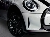 Gebraucht Mini Cooper Cabriolet 136 PS (100 kW) 2022 Moonwalk grey () Cabrio