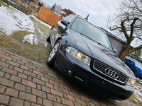 Gebraucht Audi A4 Basis 150 PS (110 kW) 2001 Schwarz Kombi